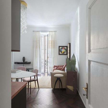 Sophisticated Milan Apartment With Italian Charm エクステリア 写真
